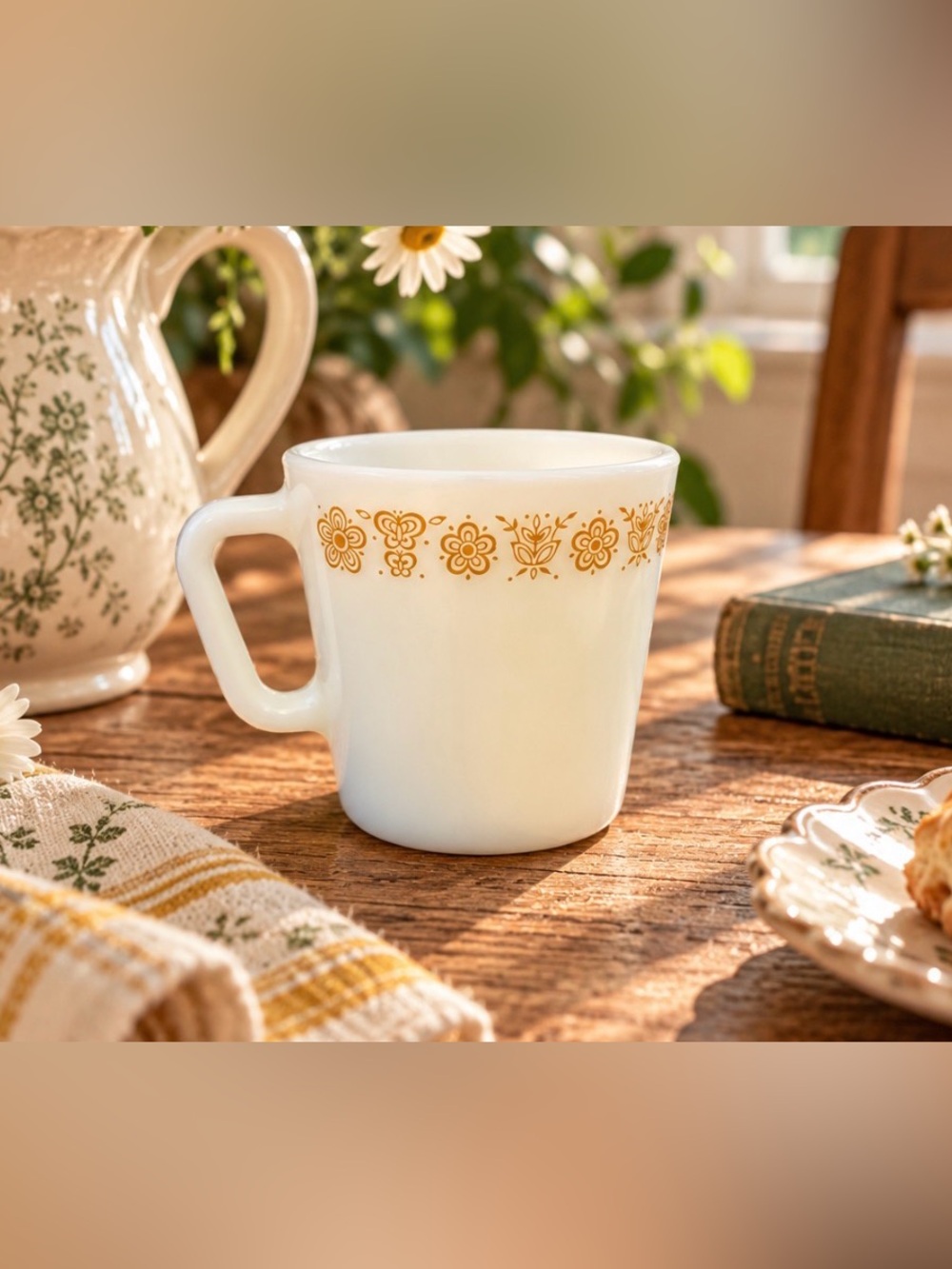 VTG Pyrex Gold Butterfly Design Milk Glass Cup. #1410